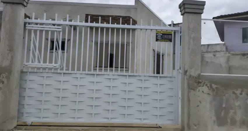 Linda casa em uma localização privelegiada com 3 quartos e 1 suite