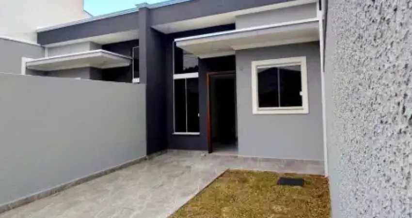 Casa no cic com atico podendo subir mais um quarto com otima localização