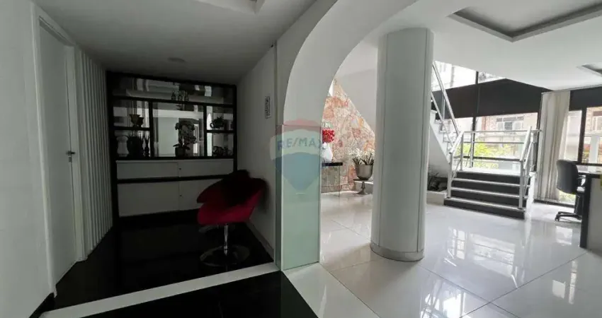 Lindo e amplo 2 quartos de 90m²  na Belisario Augusto - Rua sem saída no melhor ponto do miolo de Icaraí