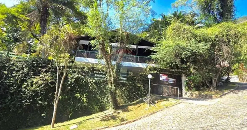 Casa em condomínio fechado com 4 quartos à venda no Cantagalo, Niterói 