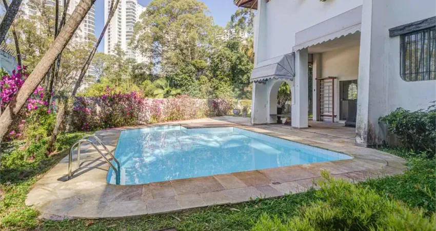 Casa com 3 quartos à venda na Avenida Manoel dos Reis Araújo, 130, Jardim Marajoara, São Paulo