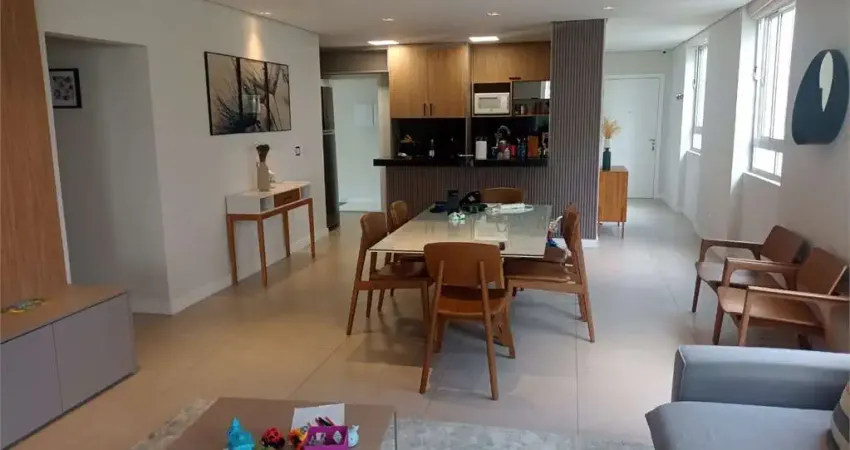 Apartamento com 3 quartos à venda em Bela Vista - SP