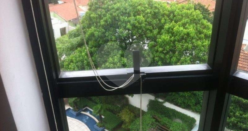 Apartamento com 4 quartos à venda em Aclimação - SP