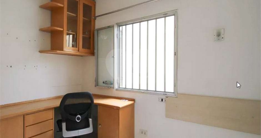 Apartamento com 3 quartos à venda em Moema - SP