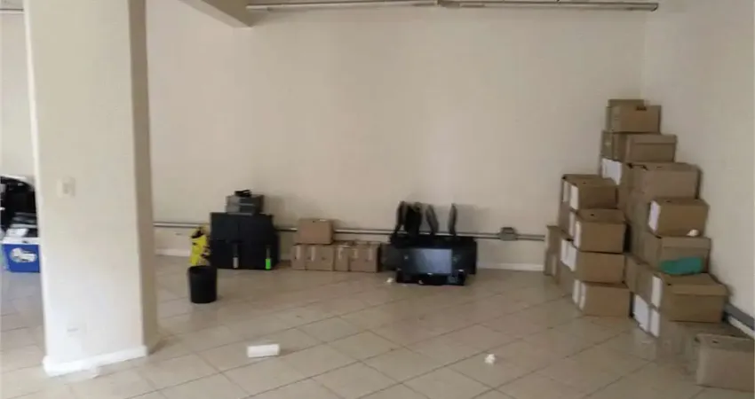 Casa comercial à venda na Rua Unapitinga, 81, Campo Belo, São Paulo