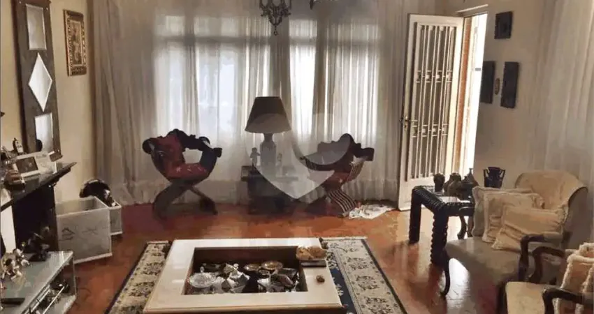 Sobrado com 4 quartos à venda em Vila Mariana - SP