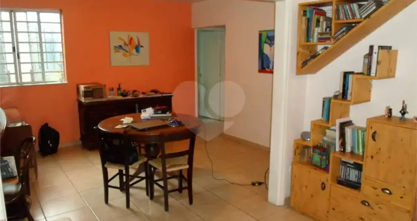 Casa com 3 quartos à venda na Rua Galeno de Almeida, Pinheiros, São Paulo
