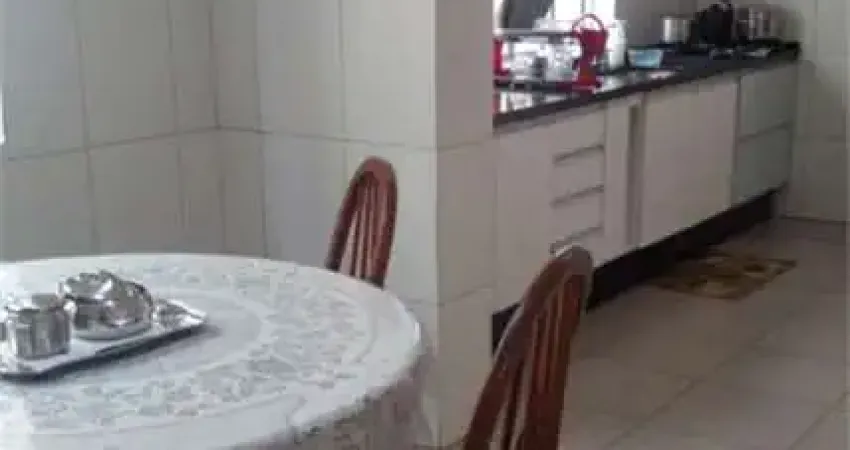 Casa com 3 quartos à venda em Cupecê, São Paulo 