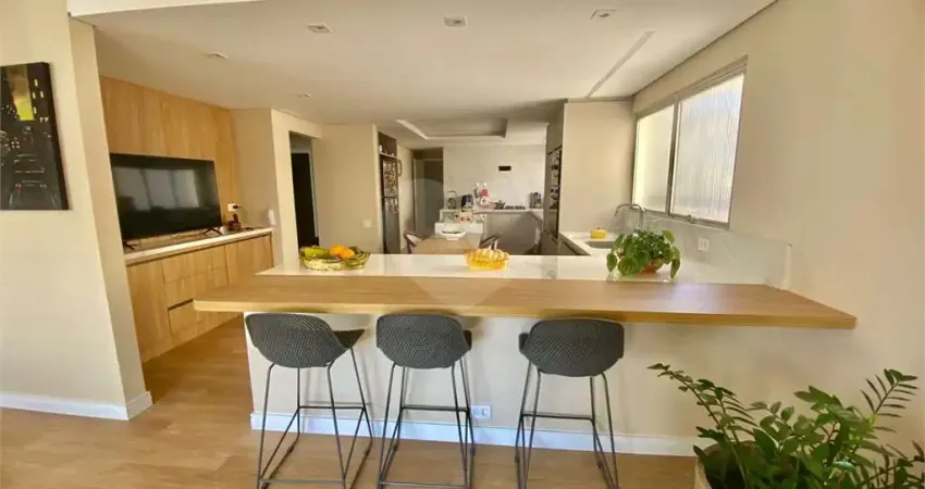 Apartamento com 3 quartos à venda na Rua Paulo Orozimbo, Aclimação, São Paulo