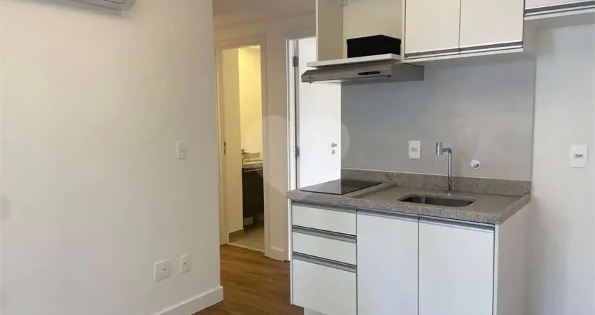 Kitnet / Stúdio à venda na Alameda dos Jurupis, Moema, São Paulo