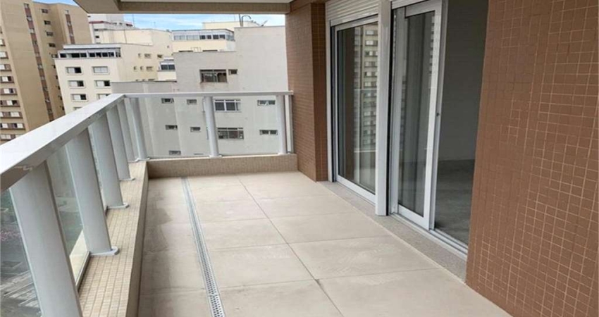 Apartamento com 4 quartos à venda em Aclimação - SP