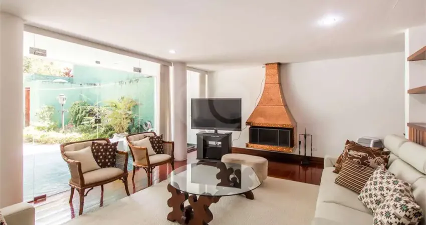 Casa com 4 quartos à venda na Rua Coronel Artur Godoi, Vila Mariana, São Paulo