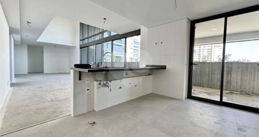 Apartamento com 4 quartos à venda em Jardim Fonte Do Morumbi - SP