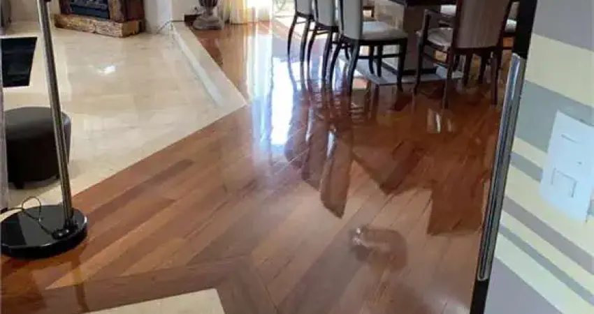 Apartamento com 4 quartos à venda na Avenida Chibarás, 505, Moema, São Paulo