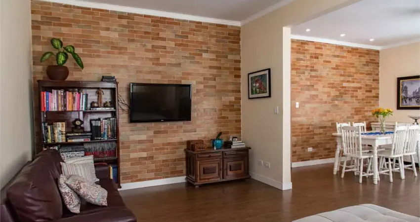 Casa com 2 quartos à venda no Cambuci, São Paulo