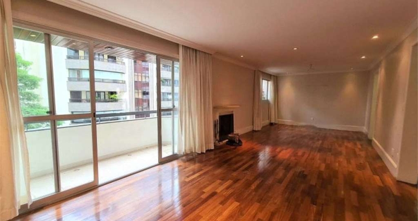 Apartamento com 3 quartos à venda em Jardim Europa - SP