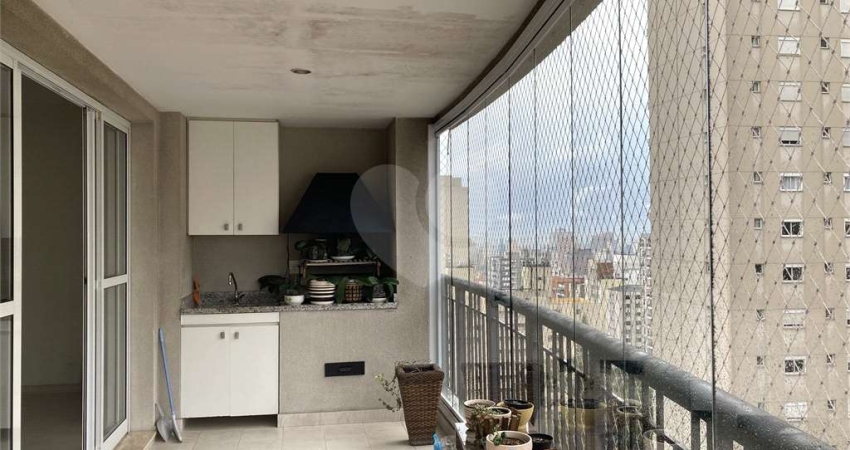 Apartamento com 3 quartos à venda em Bela Vista - SP