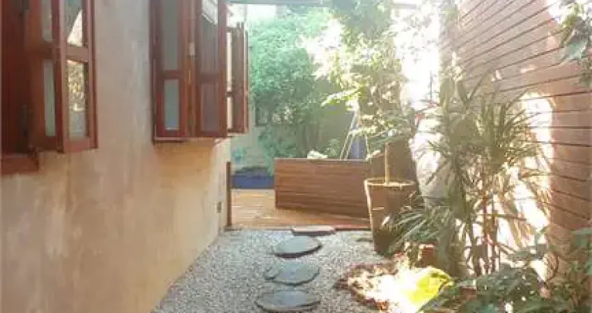 Casa com 3 quartos à venda em Jardim Paulista - SP