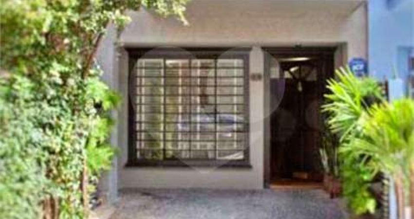 Casa de vila com 3 quartos à venda em Itaim Bibi - SP