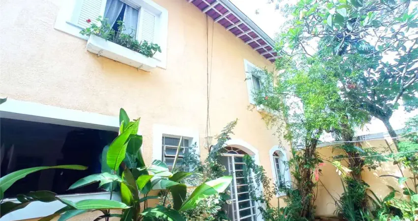 Casa com 3 quartos à venda na Rua Professor Djalma Bento, Jardim Marajoara, São Paulo