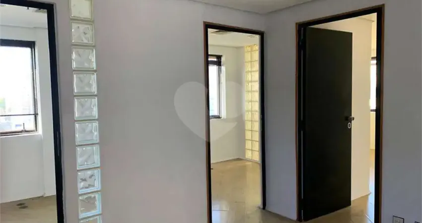 Sala comercial à venda na Rua Doutor Cândido Espinheira, Perdizes, São Paulo