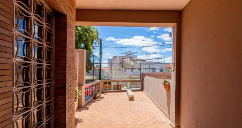Casa com 4 quartos à venda ou para locação em Vila Monumento - SP