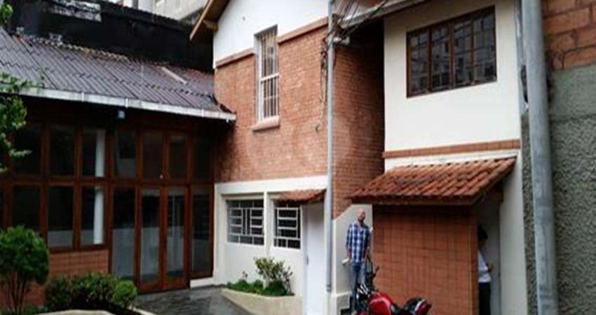 Casa para alugar na Rua Condessa de São Joaquim, Bela Vista, São Paulo