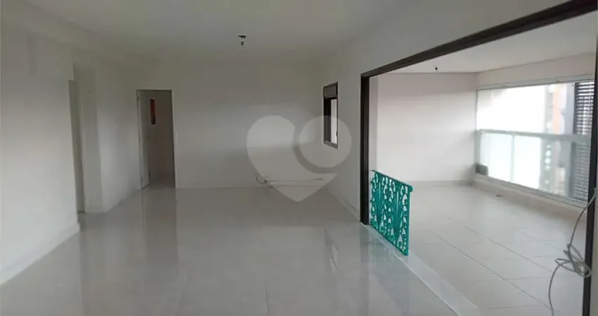 Apartamento com 3 quartos à venda em Jardim Das Acácias - SP