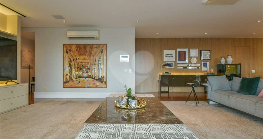 Apartamento com 4 quartos à venda em Perdizes - SP