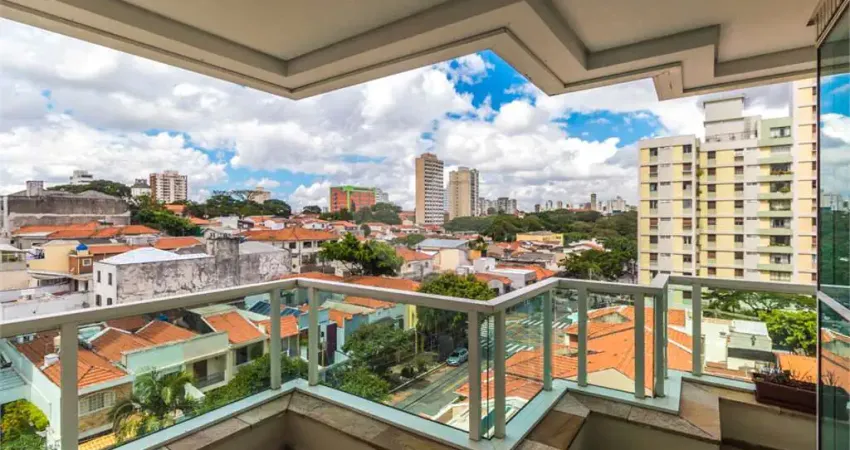 Apartamento com 3 quartos à venda em Cambuci - SP