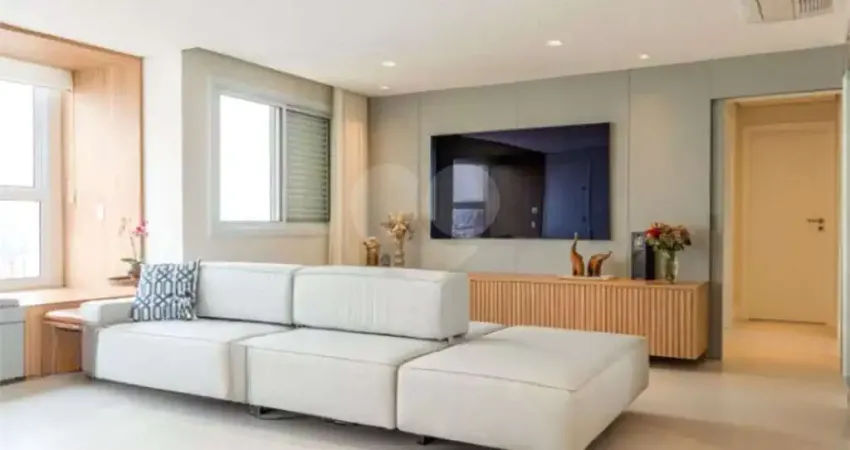 Apartamento com 3 quartos à venda em Campo Belo - SP