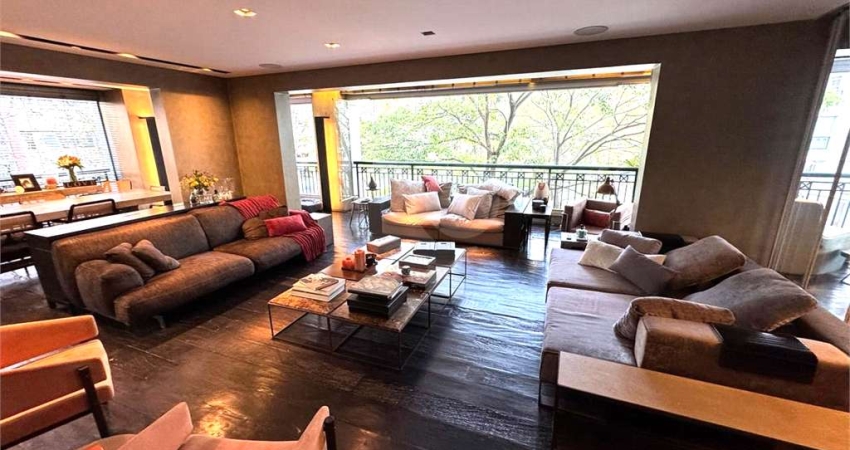 Apartamento com 3 quartos à venda ou para locação em Brooklin Paulista - SP