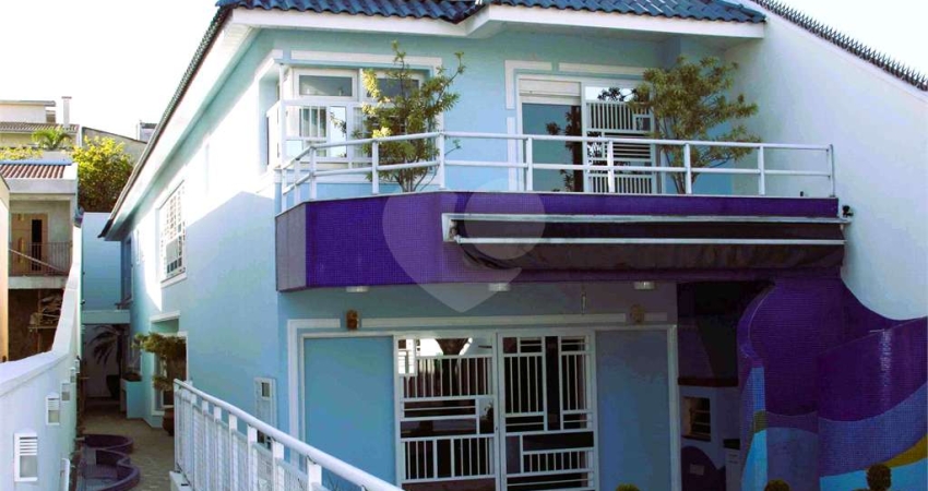 Casa com 4 quartos à venda ou para locação em Bosque Da Saúde - SP
