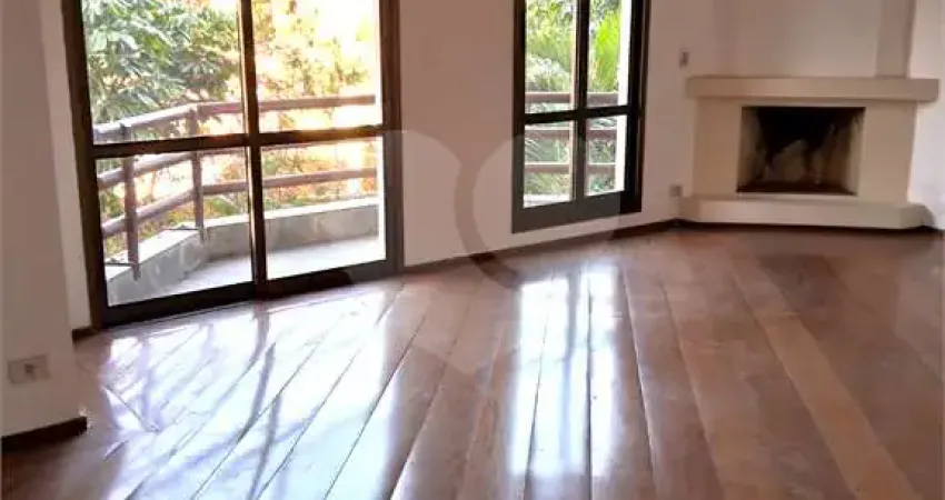 Apartamento com 3 quartos à venda ou para locação em Vila Sônia - SP