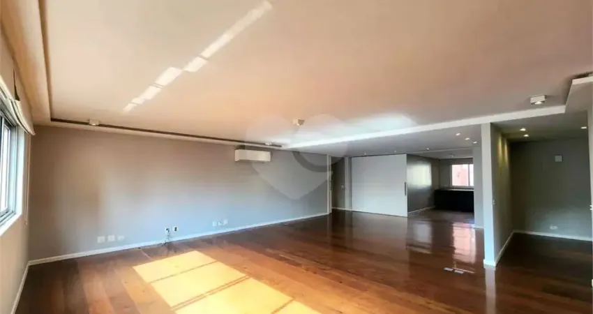 Apartamento com 3 quartos à venda na Rua Jacurici, Itaim Bibi, São Paulo