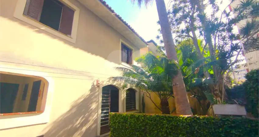 Casa com 3 quartos à venda na Rua Professor Djalma Bento, Jardim Marajoara, São Paulo