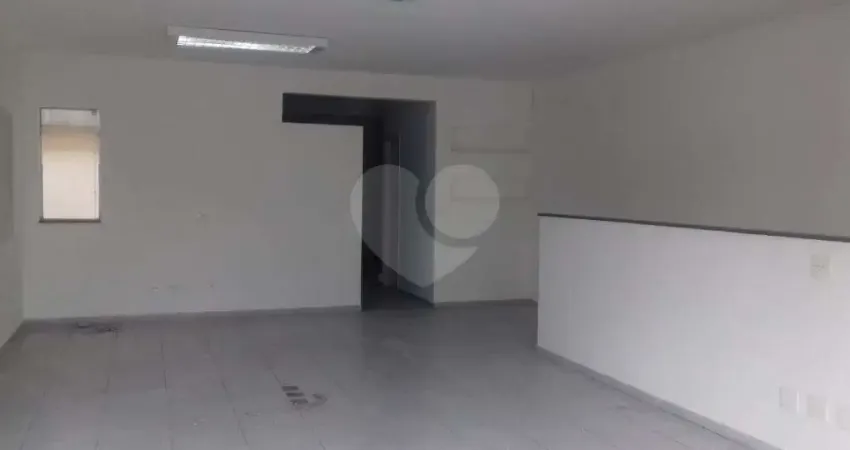 Prédio à venda na Rua Sussurana, 193, Ipiranga, São Paulo