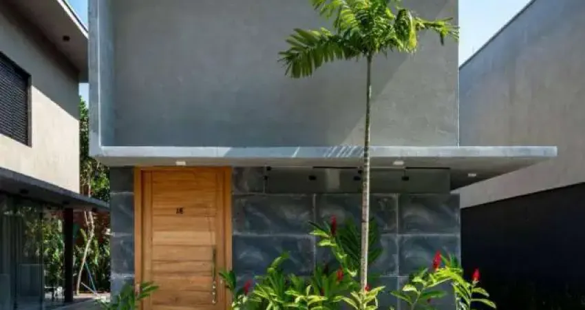 Casa à venda em condomínio fechado -  Maresias - São Sebastião/SP
