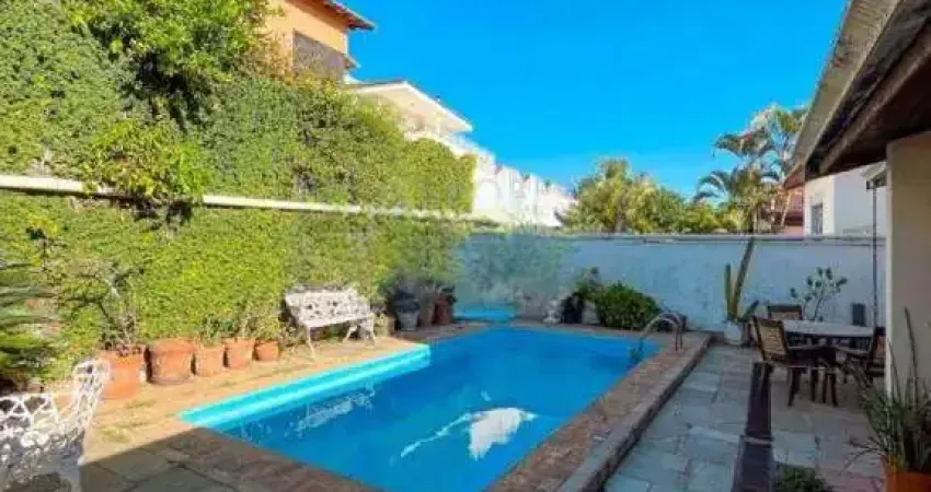 Casa à venda, 300 m² por R$ 3.100.000,00 - Residencial Onze (Alphaville) - Santana de Parnaíba/SP