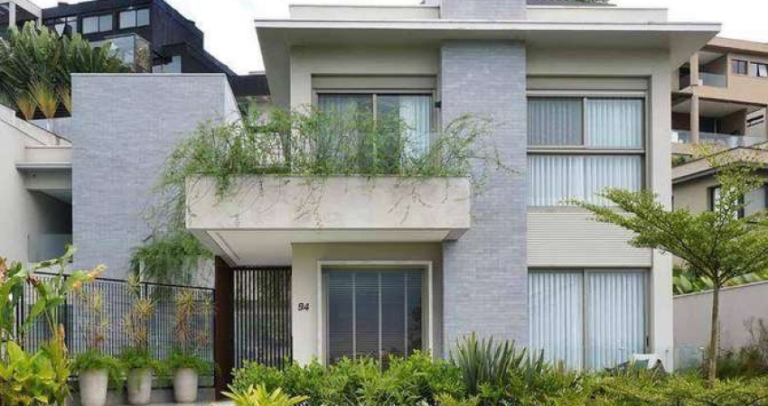 Casa mobiliada à venda no Residencial Gênesis II