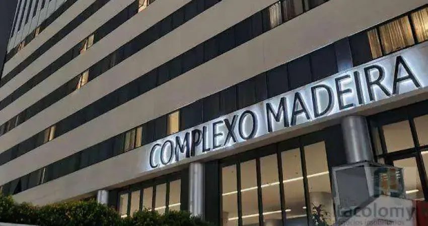 Sala comercial com 1 sala para alugar na Alameda Madeira, Alphaville, Barueri