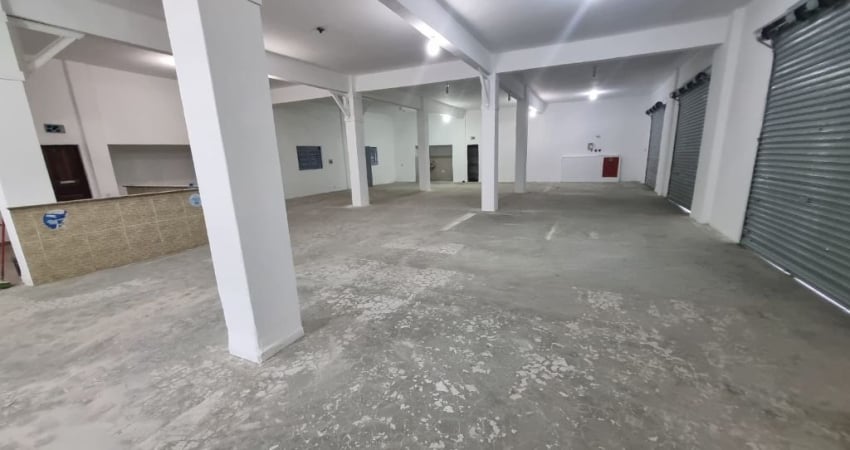 Loja ampla de esquina para locação no bairro da aviação, em Praia Grande/SP
