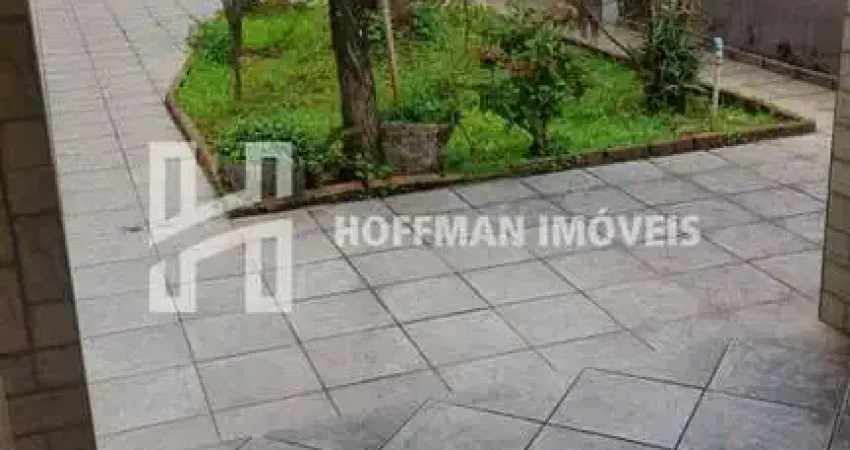 Casa a venda com 400 m² de área de terreno com 3 dormitórios sendo 1 suíte e 3 vagas