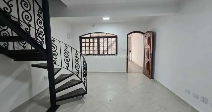 Sobrado com 03 dormitórios, 02 banheiros, 01 vaga, espaço gourmet á venda santa maria - scs - sp