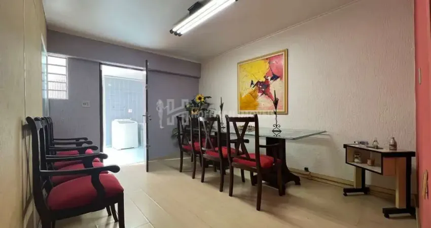 Sobrado com 2 Quartos e 1 banheiro 274M² a venda no bairro Santa Paula.