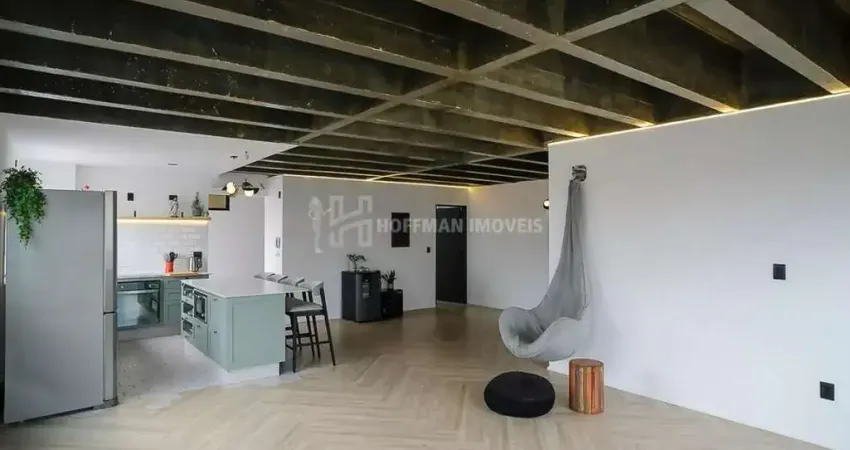 Apartamento inteiramente reformado - 03 dormitórios, 01 suíte, 02 vagas à venda no centro de scs