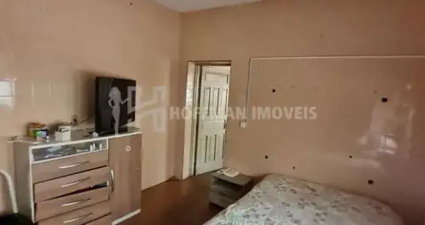 terreno com sobrado no Centro da cidade, ideal para investidores!