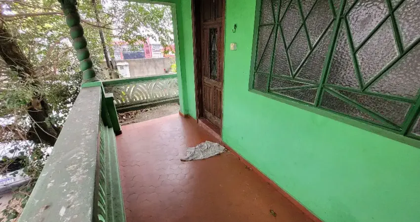 Casa com 2 Quartos e WC na Vila Alzira, Santo André, SP