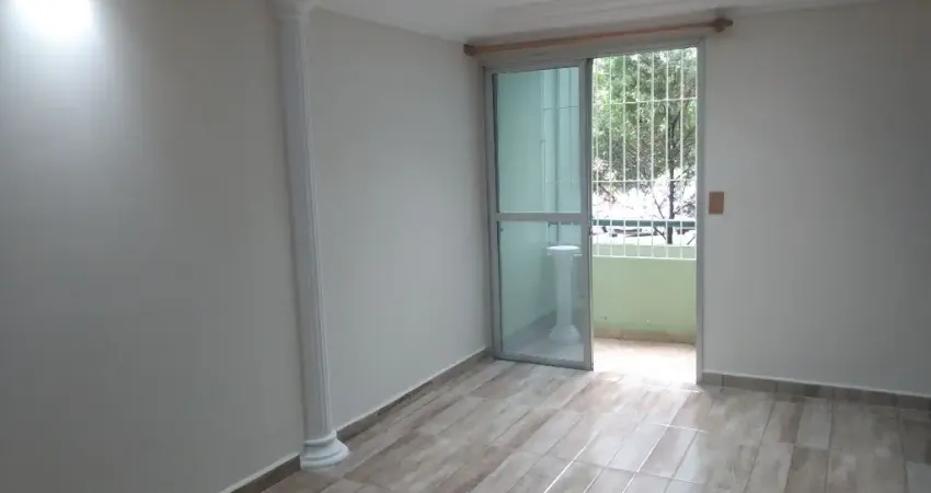Apartamento à Venda com 2 Quartos e WC no Parque São Vicente, Mauá, SP