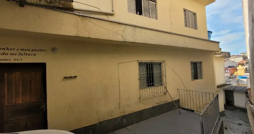 Sobrado à Venda dividido em 2 casas no Jardim Marek, Santo André, SP